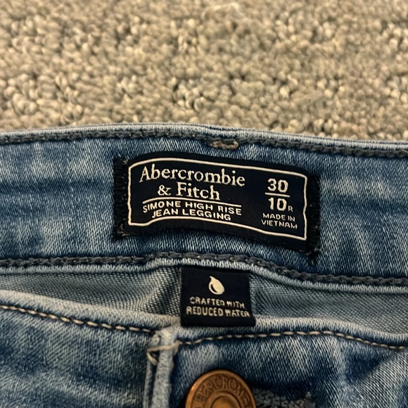 Women’s Abercrombie & Fitch jeans size 30 - Picture 3 of 6
